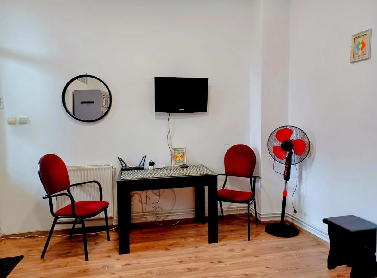 Brasov Central Studio Esterno foto