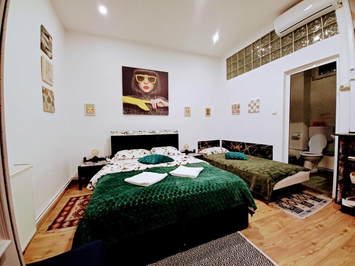 Brasov Central Studio Esterno foto